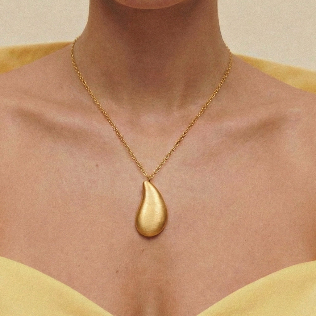Aurea Teardrop Pendant
