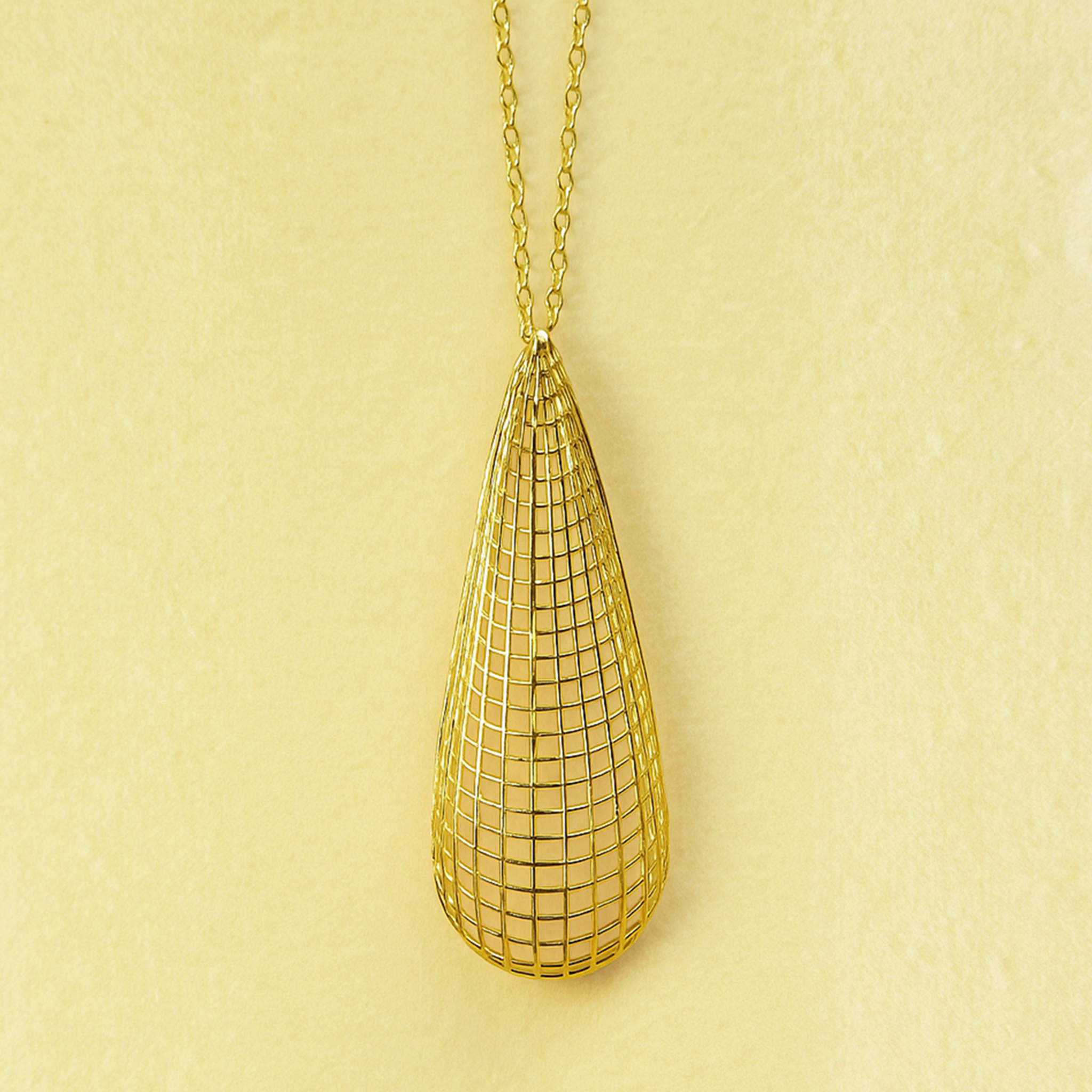 Scala Mesh Teardrop Pendant