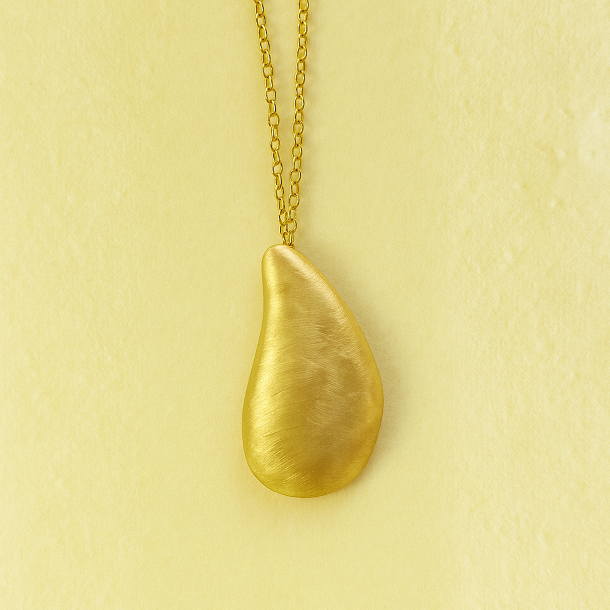 Aurea Teardrop Pendant