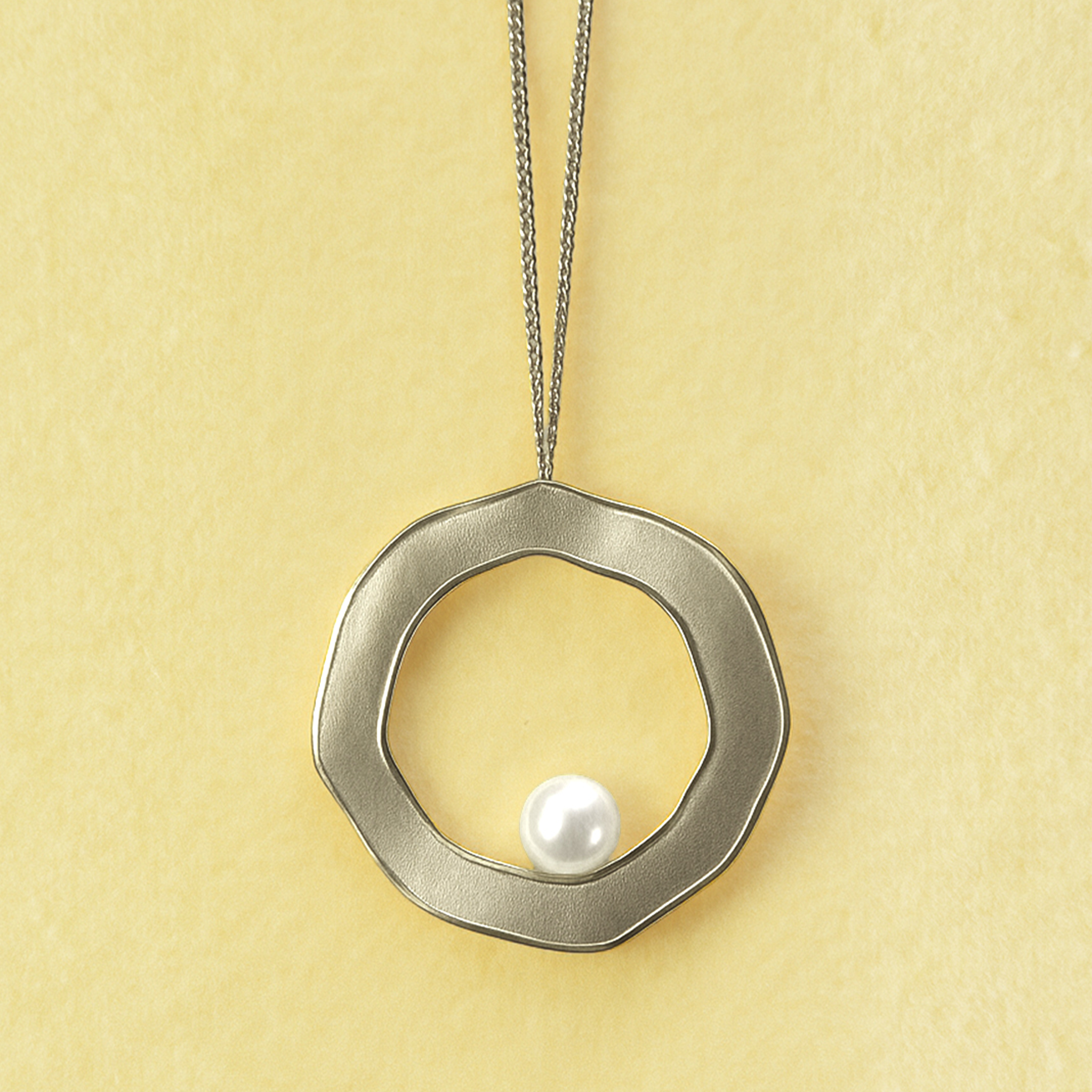 Nautica Pearl Pendant (Silver)