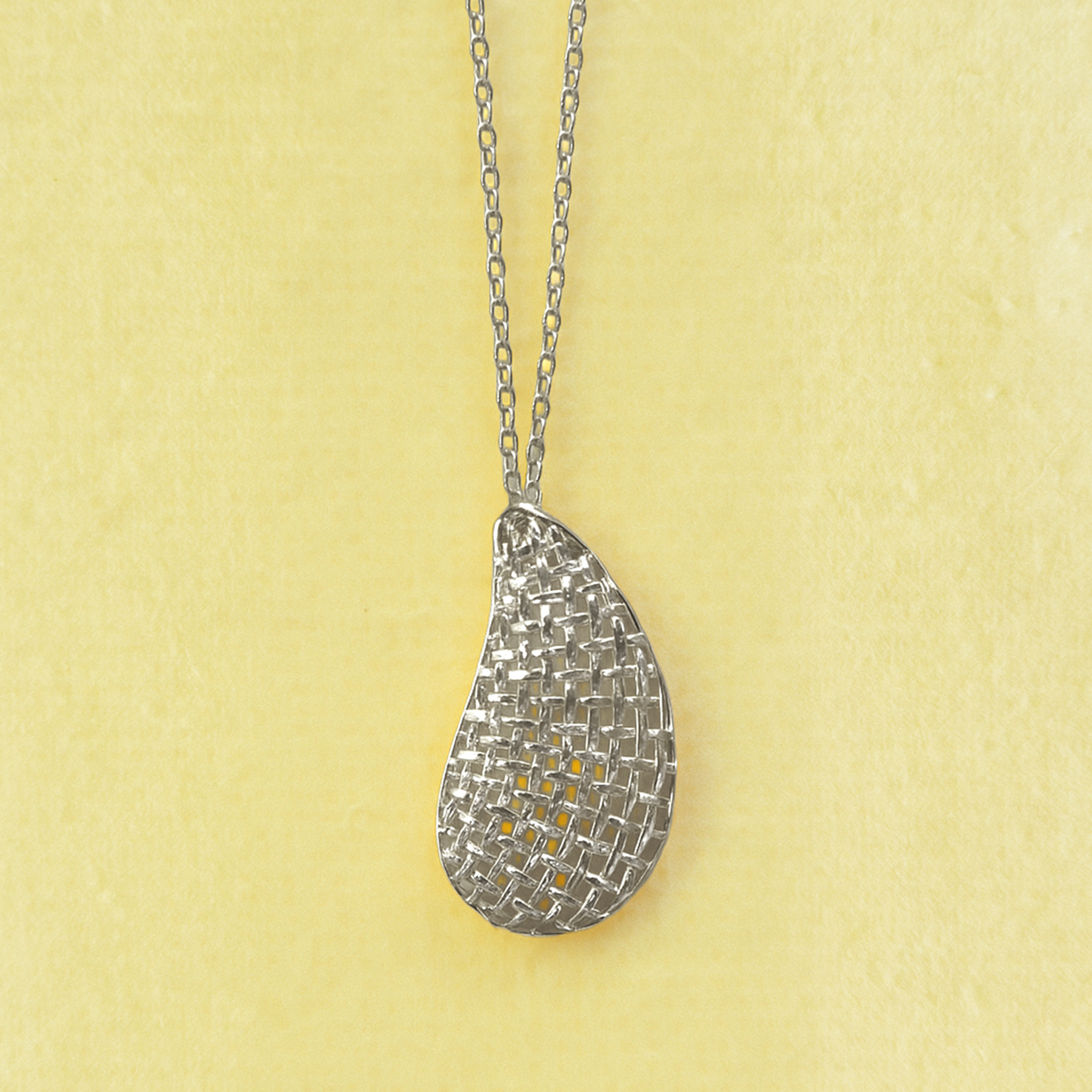 Marea Teardrop Pendant (Silver)