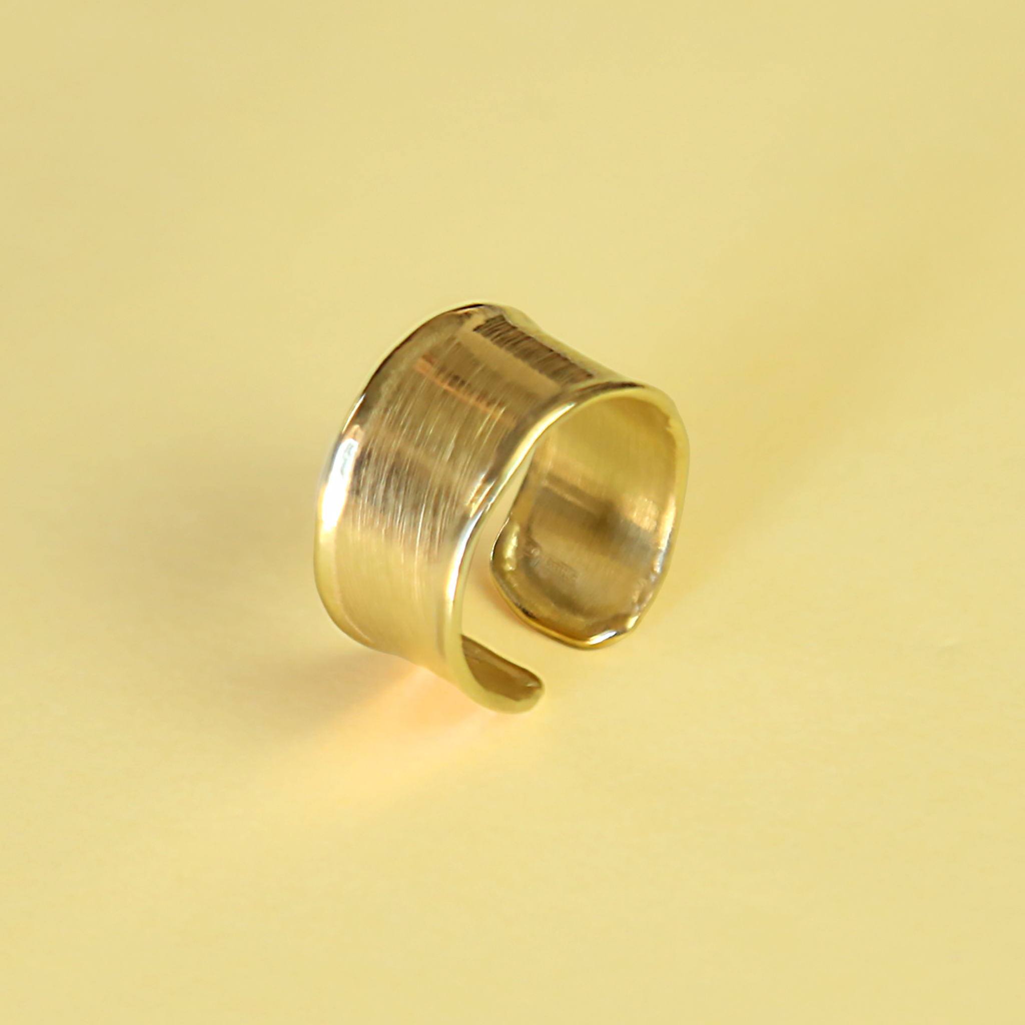 Linea Cuff Ring